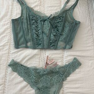 Victoria's Secret Lace Bralette and Panty Set - Teal
